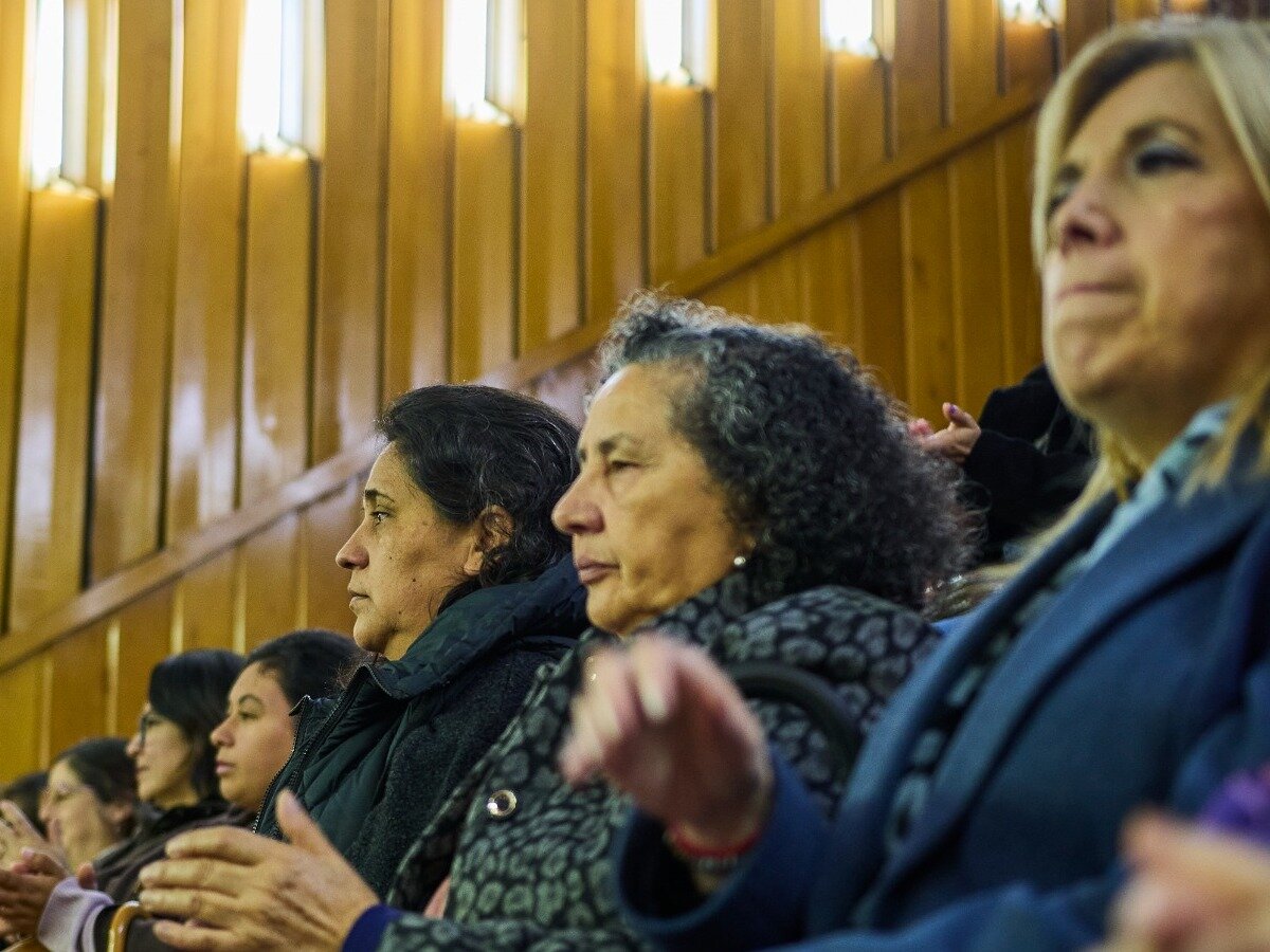 Cerca de 150 mujeres de Valdivia serán beneficiadas con programas que fomentan el desarrollo y autonomía económica